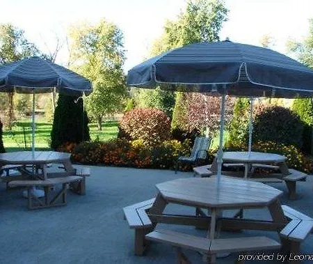 Coshocton Village Inn&Suites 