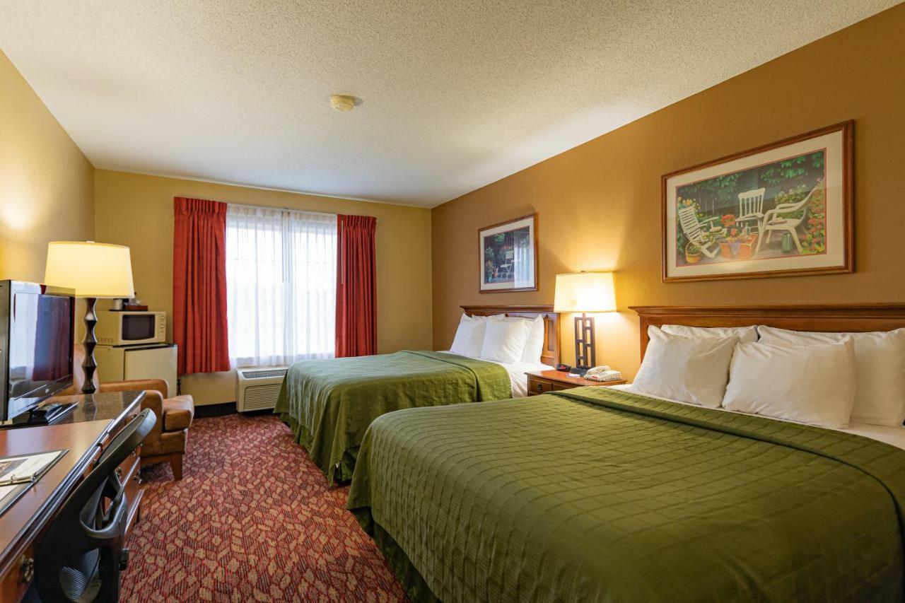 Hotel Village &