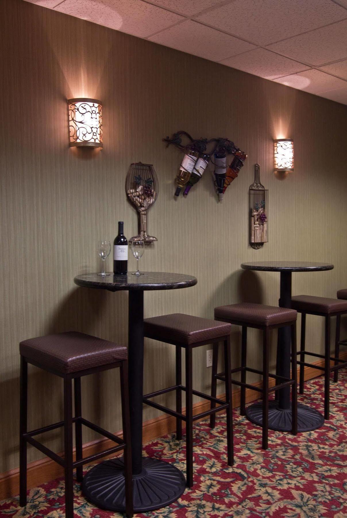 Hotel Village Inn&suites